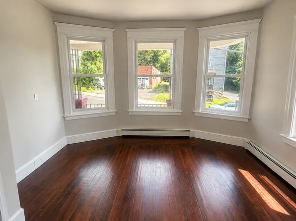 143 Hill St #1, Waterbury, CT 06704