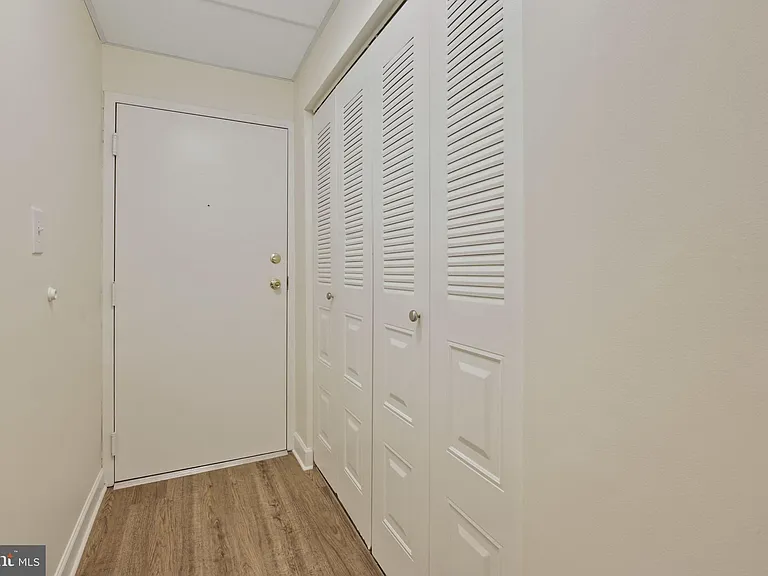28 Liberty St #208 — Photo 6