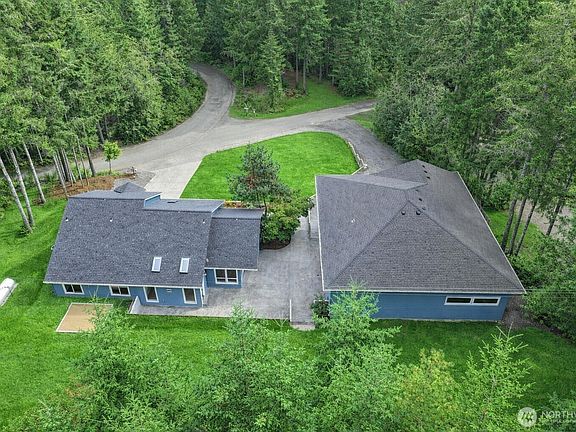 3rd image of 3657 Mathisen Lane