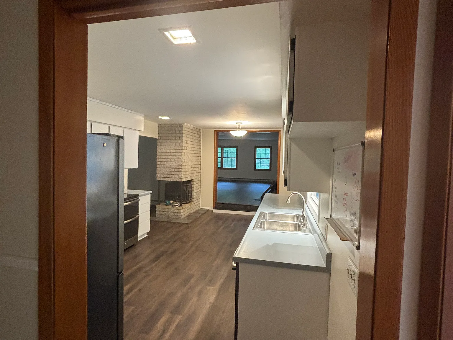3 bed, 2000 sqft, $2,250 — Photo 4