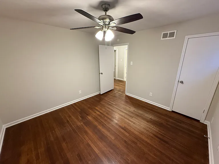 3392 Hallbrook St — Photo 8