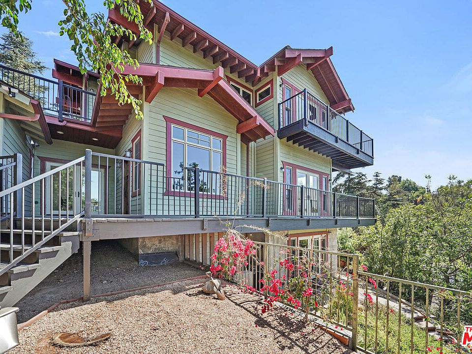 2nd image of 458 Rustic Dr