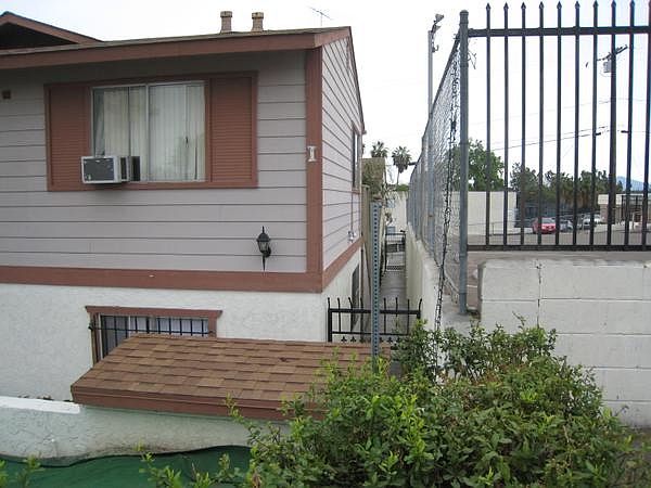 1st image of 4035 48th St