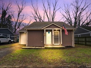 3346 Royal Blvd, Commerce Township, MI 48382