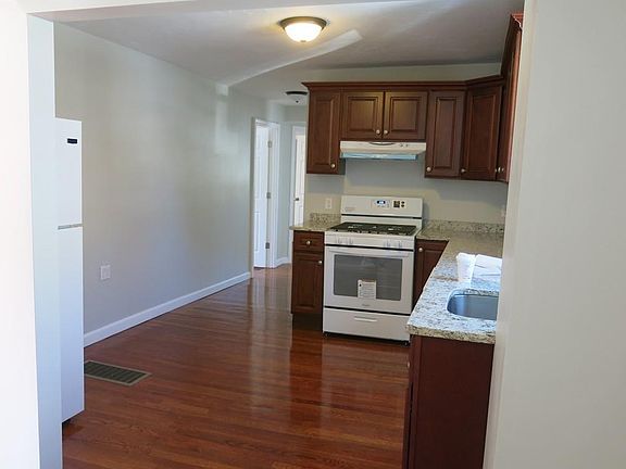 5th image of 178 N Franklin St #1