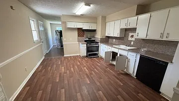 3500 Ruben St — Photo 9