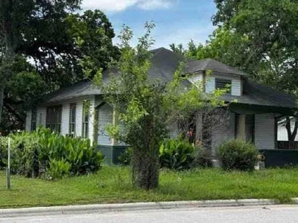 236 8th St, Somerville, TX 77879