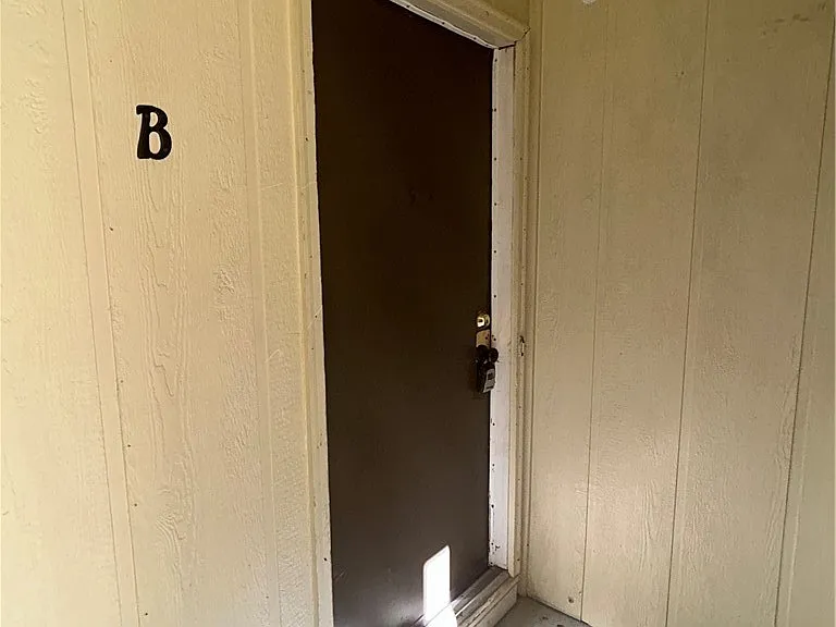 6324 Marykirk Dr #B — Photo 3