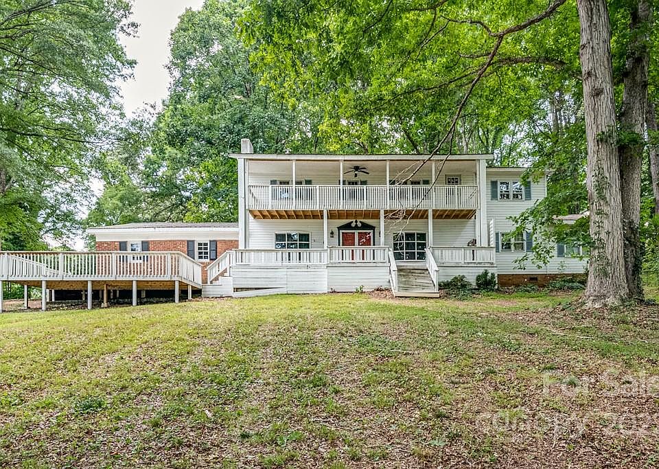 1510 Justice St, Newton, NC 28658 Zillow