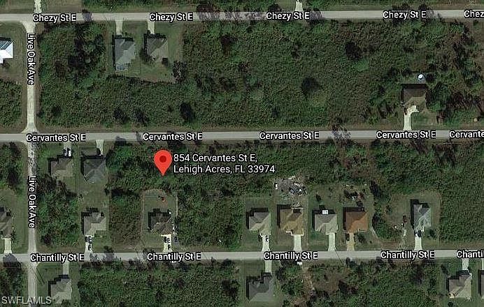 2nd image of 854 Cervantes St E