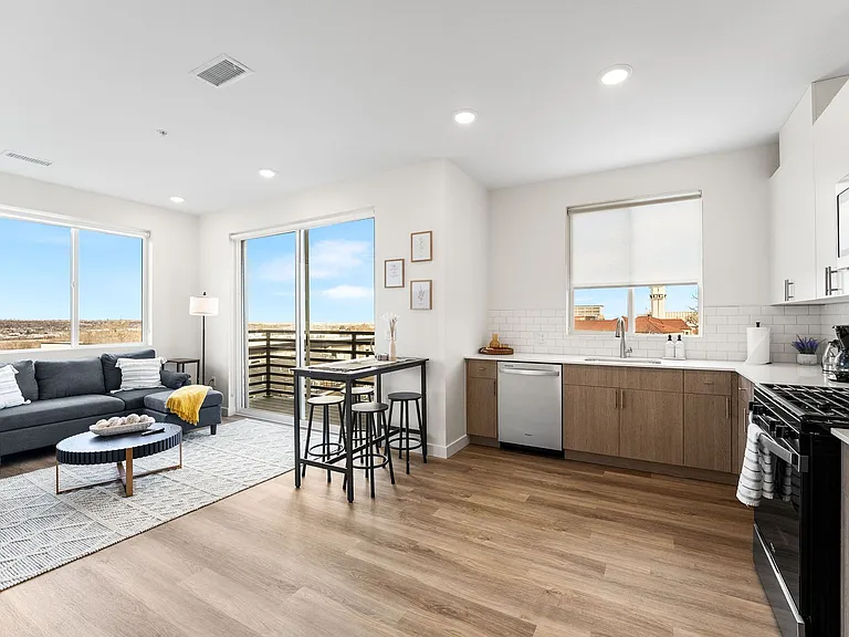 Enso Zen Apartments — Photo 17