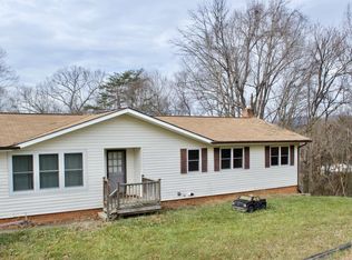 112 New Kent Dr, Goode, VA 24556