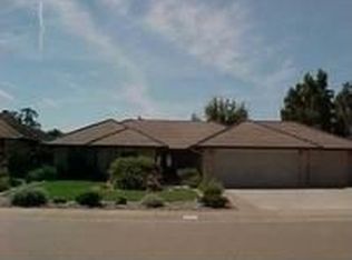 2359 Castlewood Dr, Redding, CA 96002