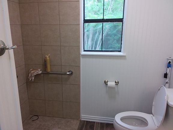 4th image of 507 Myrtie St