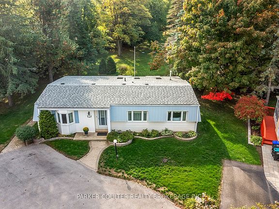 2nd image of 7 Sunset Cv