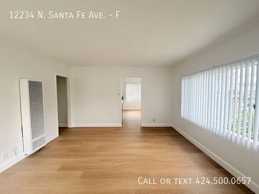 Pet-Friendly 2BD/1BA in the Heart of Lynwood — Photo 2