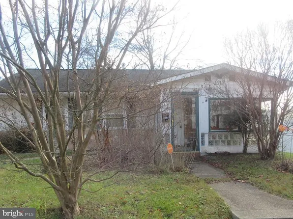 1117 Wentworth Dr, Oxon Hill, MD 20745