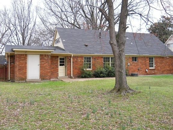 2nd image of 4525 Saint Honore Dr