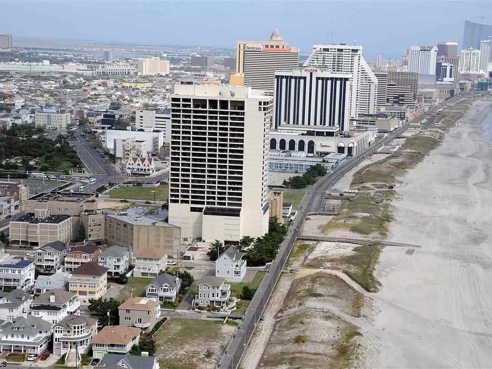 1st image of 1515 Boardwalk #1806