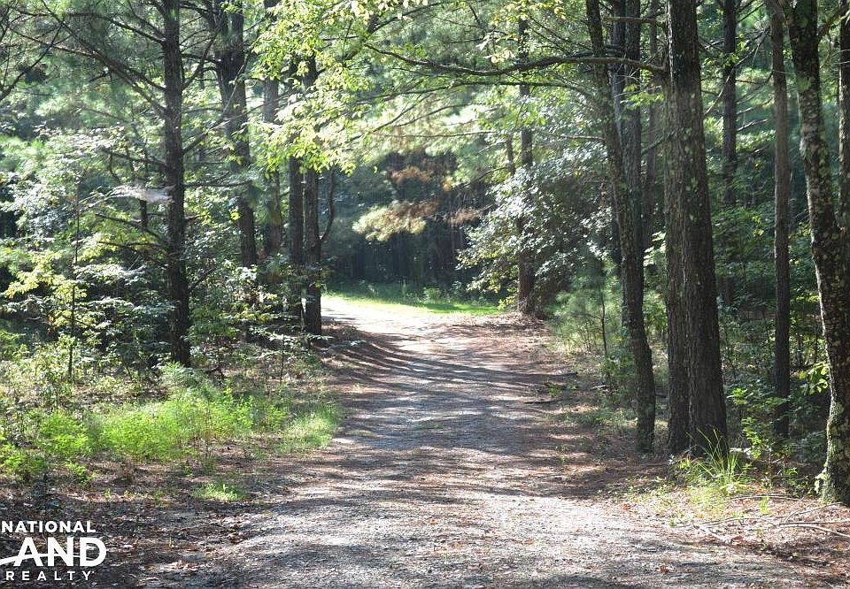 Established private gravel drive