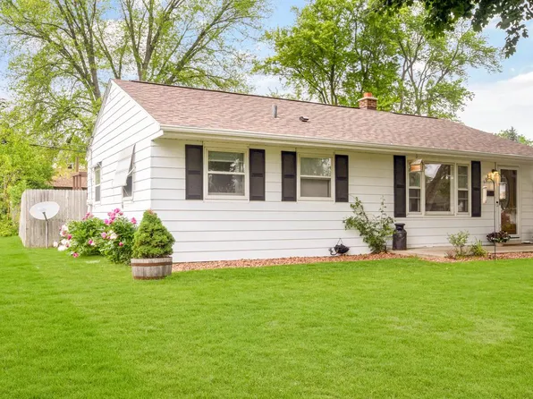 N85W17144 Lee PLACE, Menomonee Falls, WI 53051