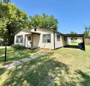 708 N School St, Eureka, KS, 67045