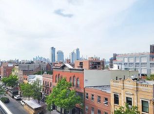 214 Grand St #2B, Brooklyn, NY 11211