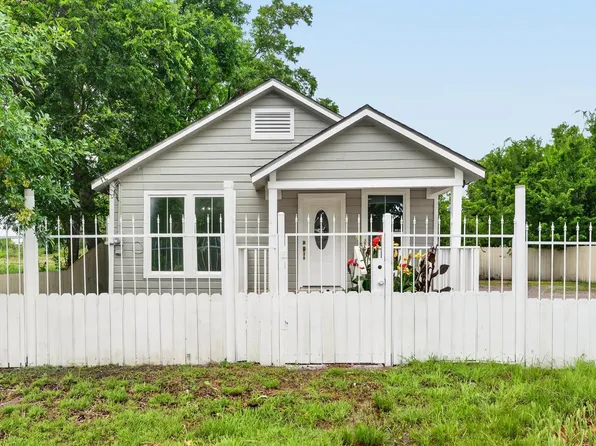 107 N 10th St, Richmond, TX 77469