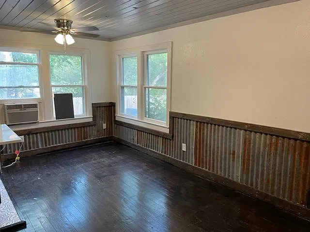 512 E Mulberry Ave #2 — Photo 3