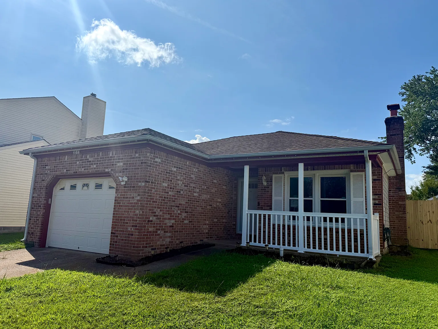 3 bed, 1189 sqft, $2,395 — Photo 1