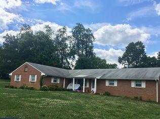 5318 Nelms Ln, Roanoke, VA 24012