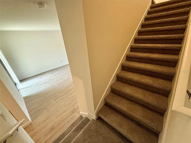 18197 Cider Mill Ln — Photo 13