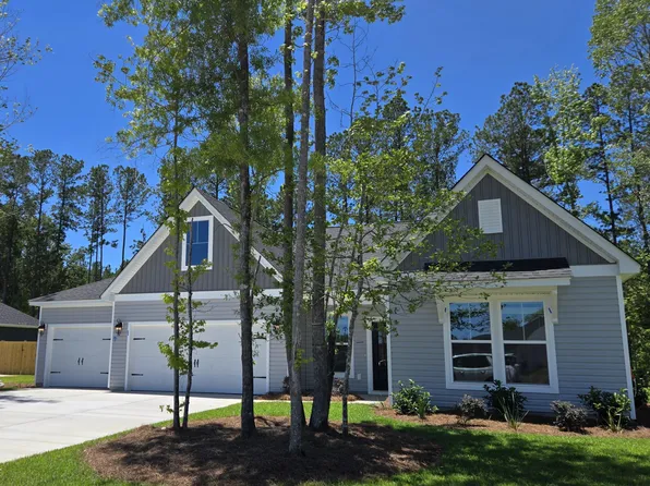 243 Darby Meadow Ln, Ridgeville, SC 29472