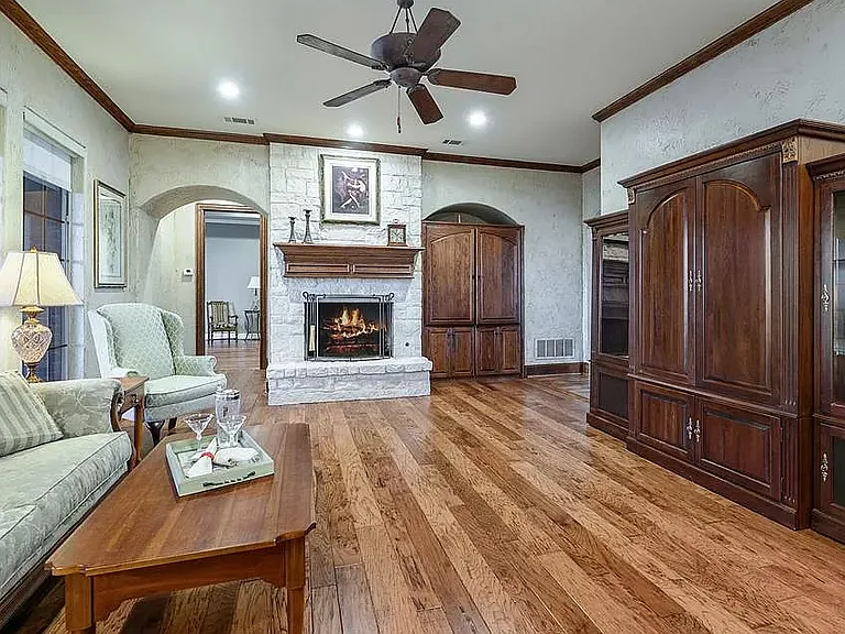 15557 County Road 4052 — Photo 2