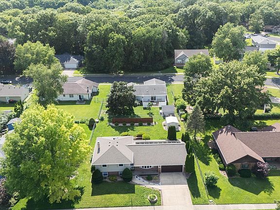 2nd image of 2721 N Rustic Ridge Dr