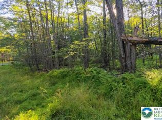 260 Pontiac Path, Pocono Lake, PA 18347