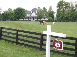 18297 Yellow Schoolhouse Rd, Round Hill, VA 20141