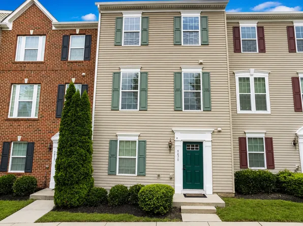 9470 Paragon Ct, Owings Mills, MD 21117