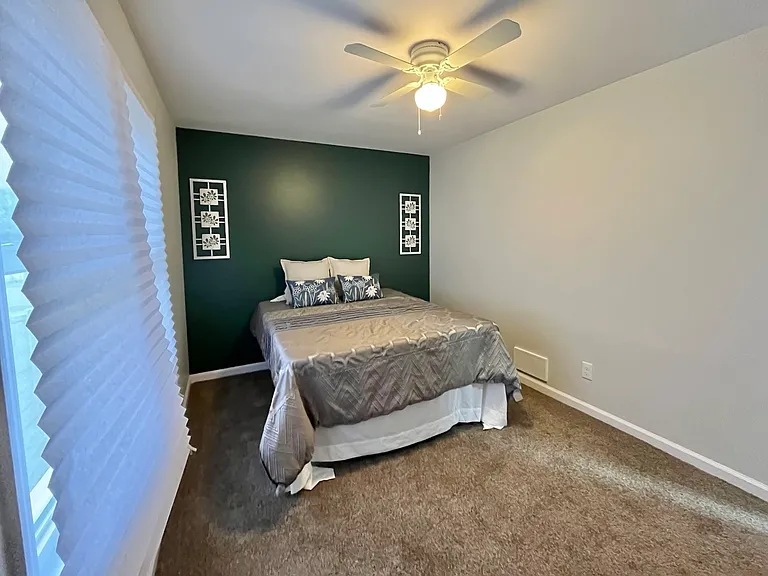 480 W 23rd Ave — Photo 10