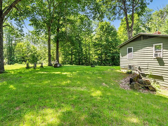 4th image of 1664 Lewiston Road