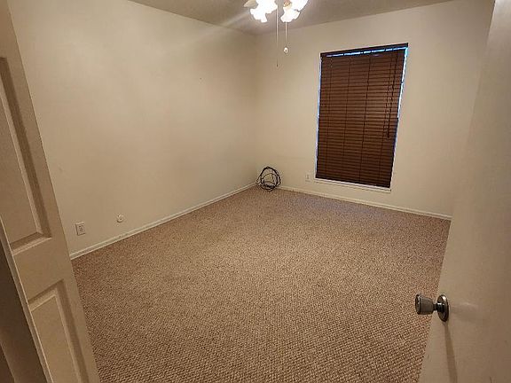 2nd image of 2901 Helena Ave APT 515