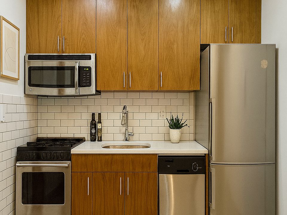 1st image of 119 Baxter St APT 10F