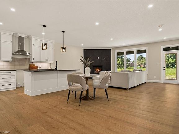4th image of 108 Saint Michaels St