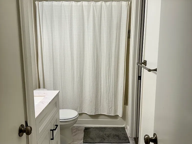 8018 Chestnut Bluff Dr — Photo 8