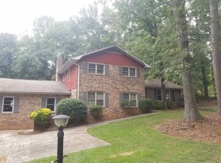423 Hickory Ln, Griffin, GA 30223