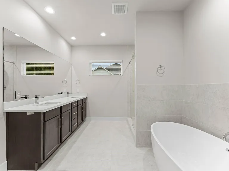 5905 Haring Ln — Photo 21