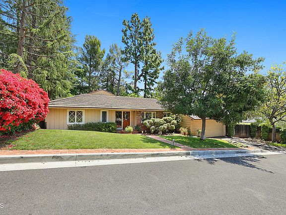 2nd image of 5040 Louise Dr