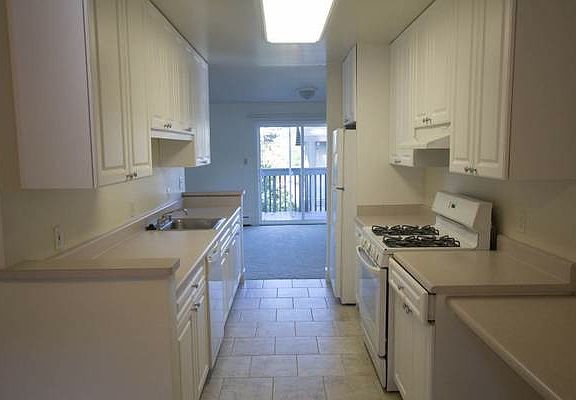5th image of 1282 Lendrum Ct APT B