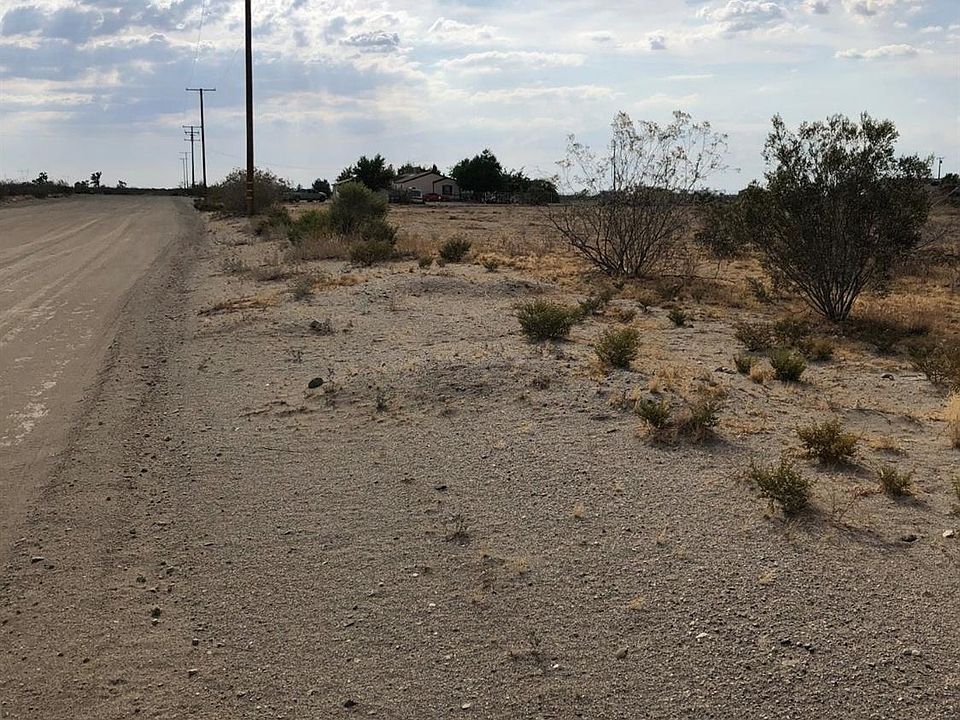 2nd image of Joshua Rd