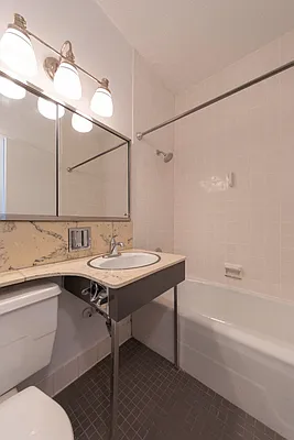 Rented by Keller Williams NYC | media 13